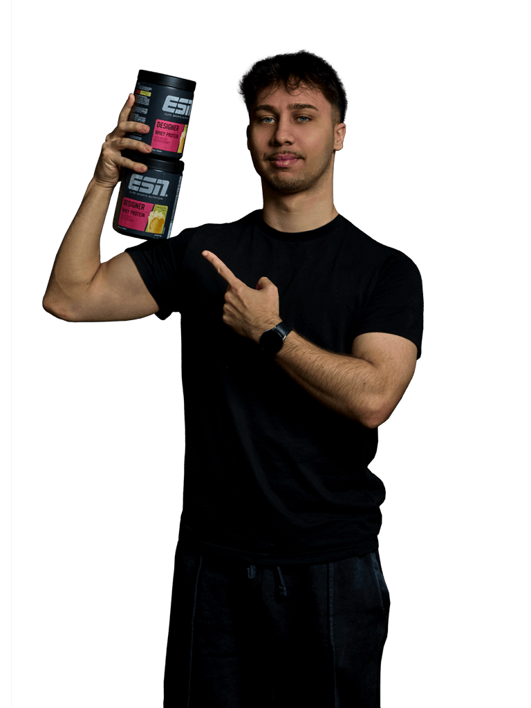 Leon mit zwei Dosen Protein